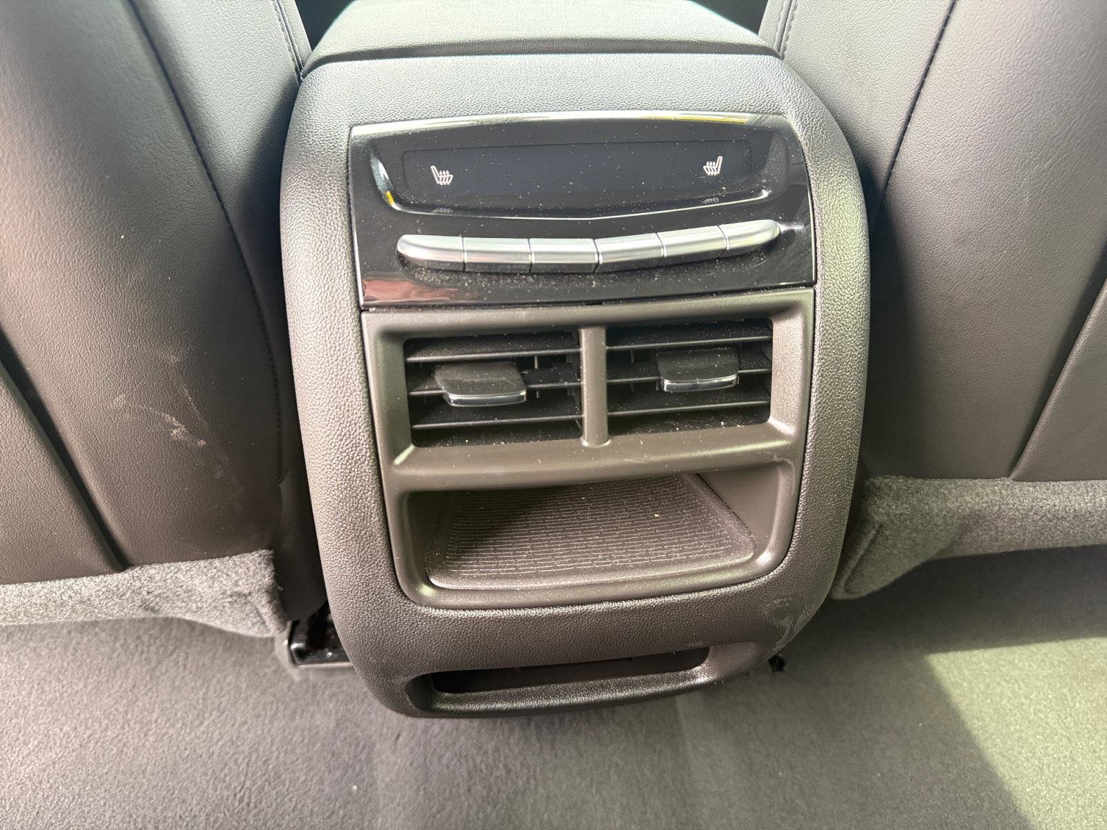 2023 Cadillac XT5 Base