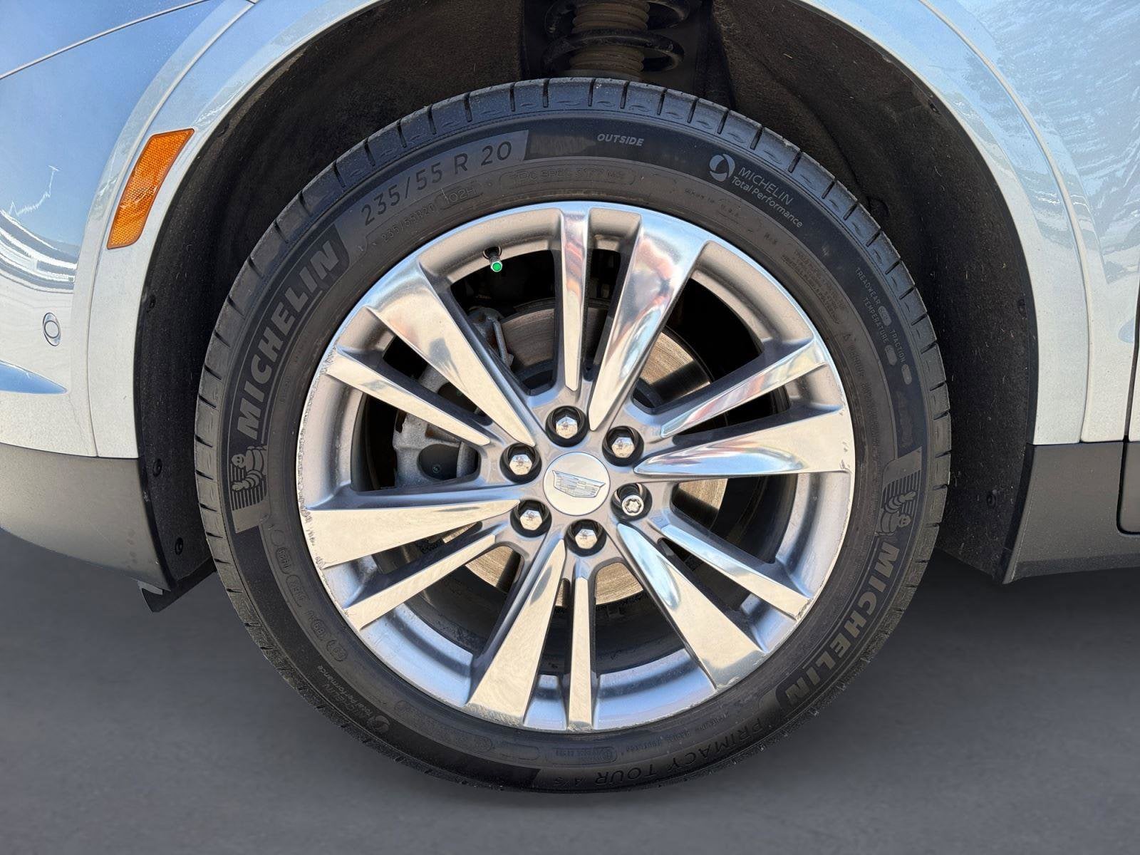 2023 Cadillac XT5 Base