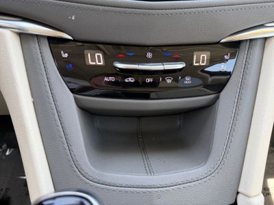 2023 Cadillac XT5 Base