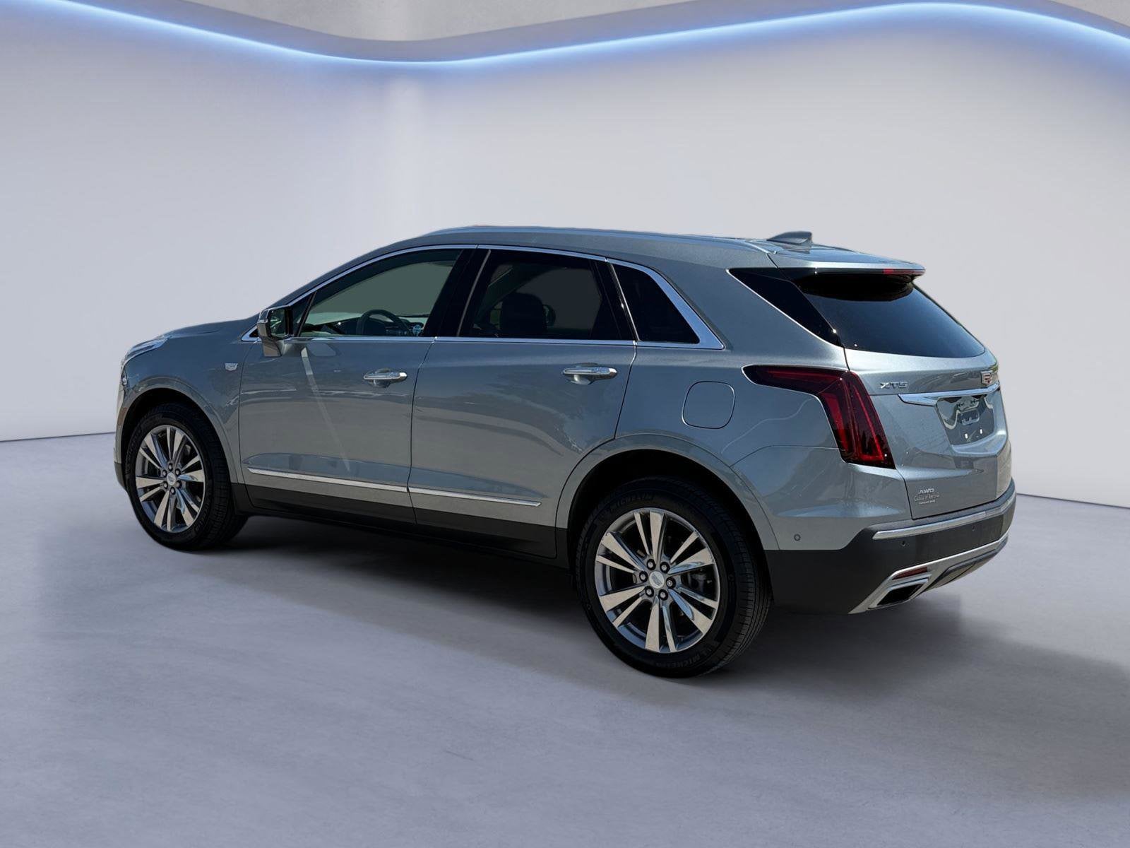 2023 Cadillac XT5 Base