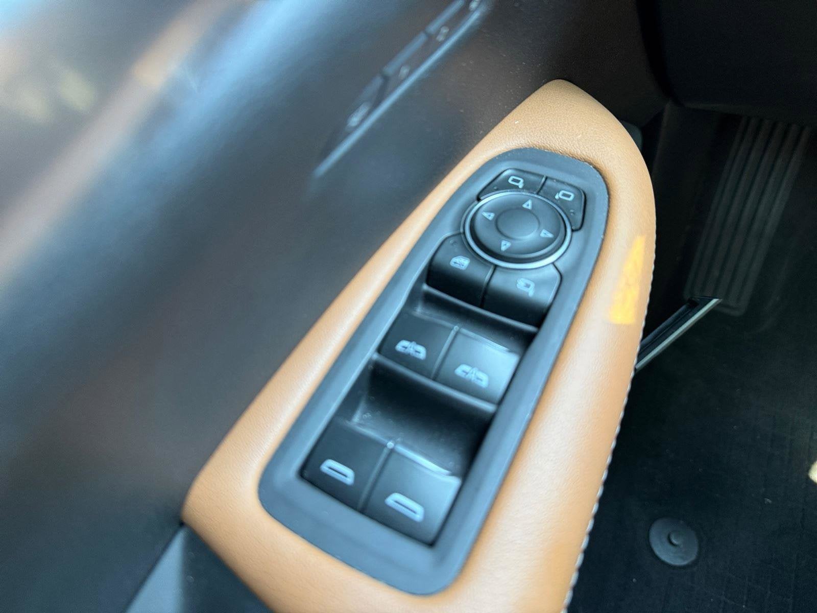 2021 Cadillac XT5 Base