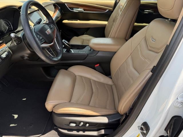 2017 Cadillac XT5 AWD 4dr Platinum