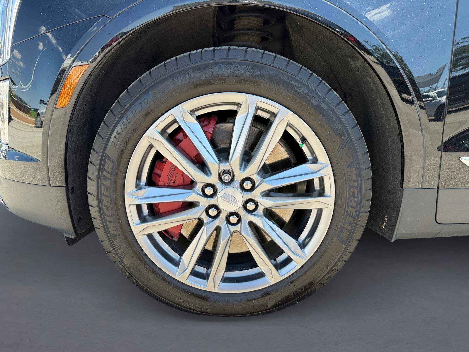2023 Cadillac XT5 Base