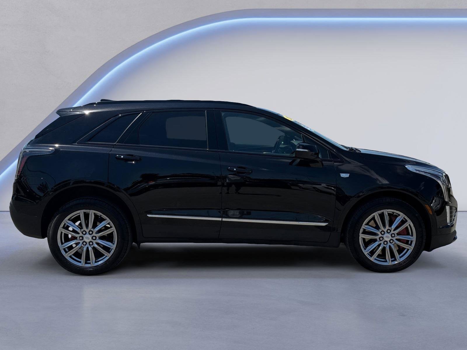 2023 Cadillac XT5 Base
