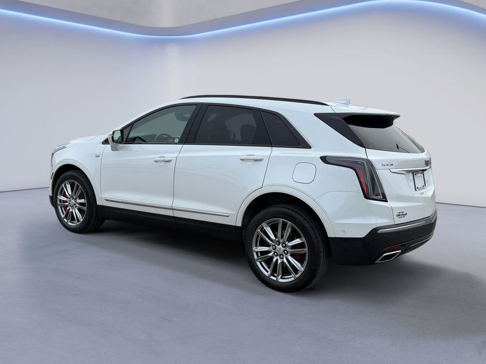 2023 Cadillac XT5 Base
