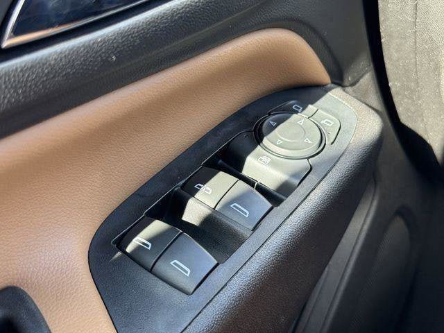 2024 Cadillac XT5 Base