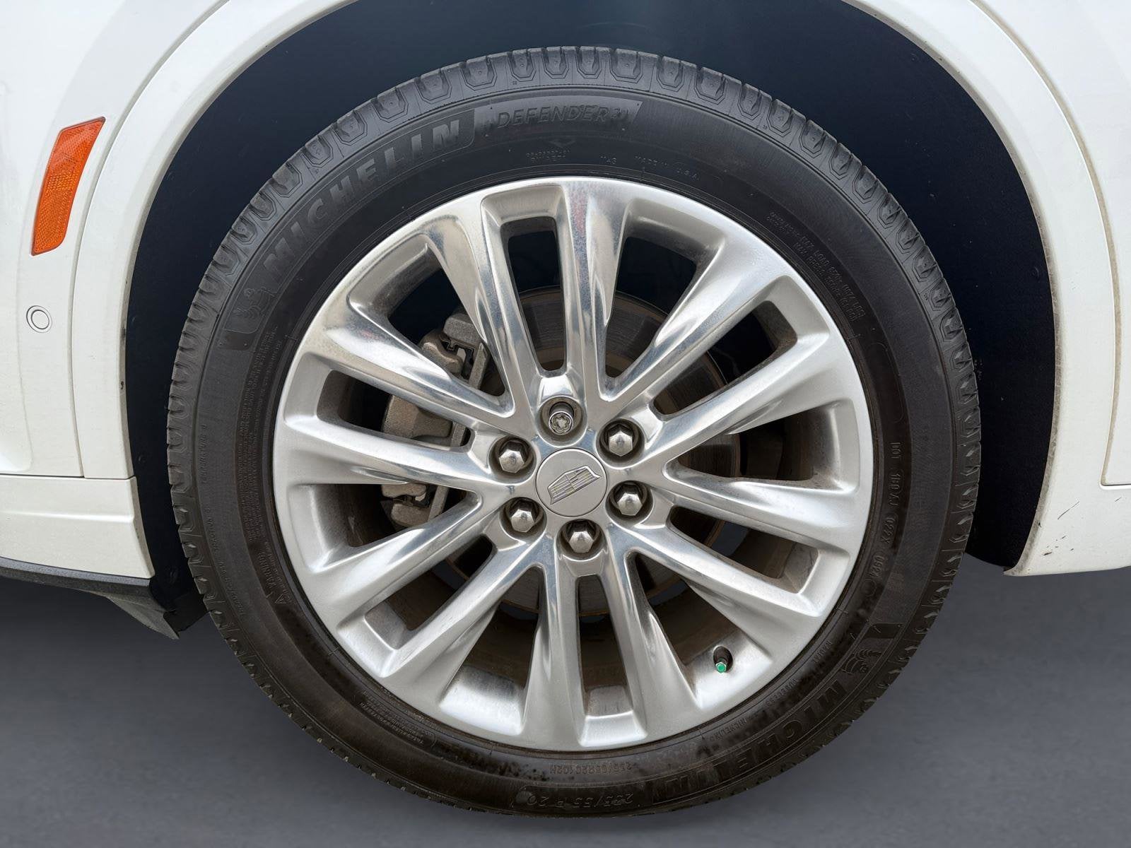 2020 Cadillac XT6 Base