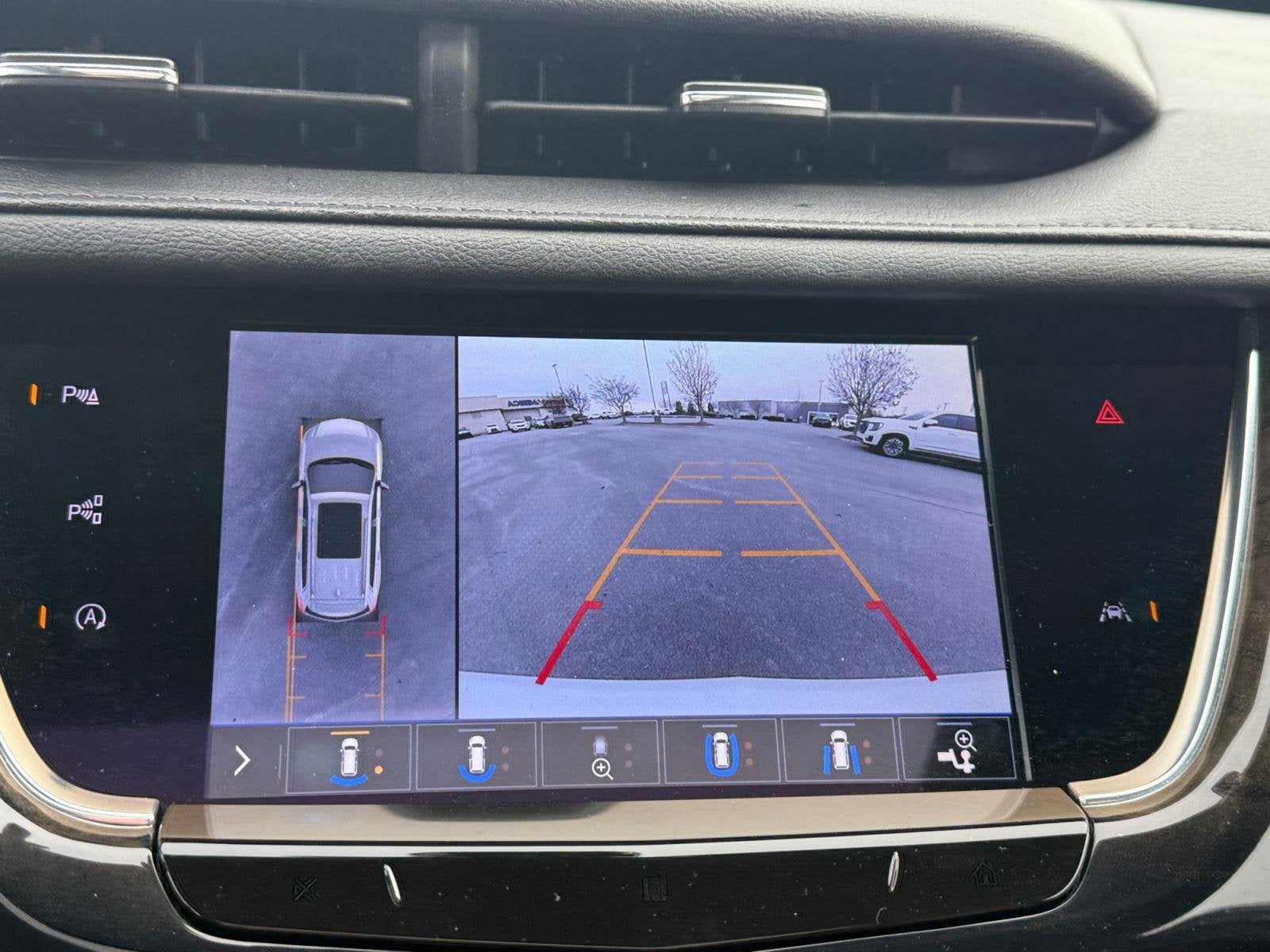 2020 Cadillac XT6 Base