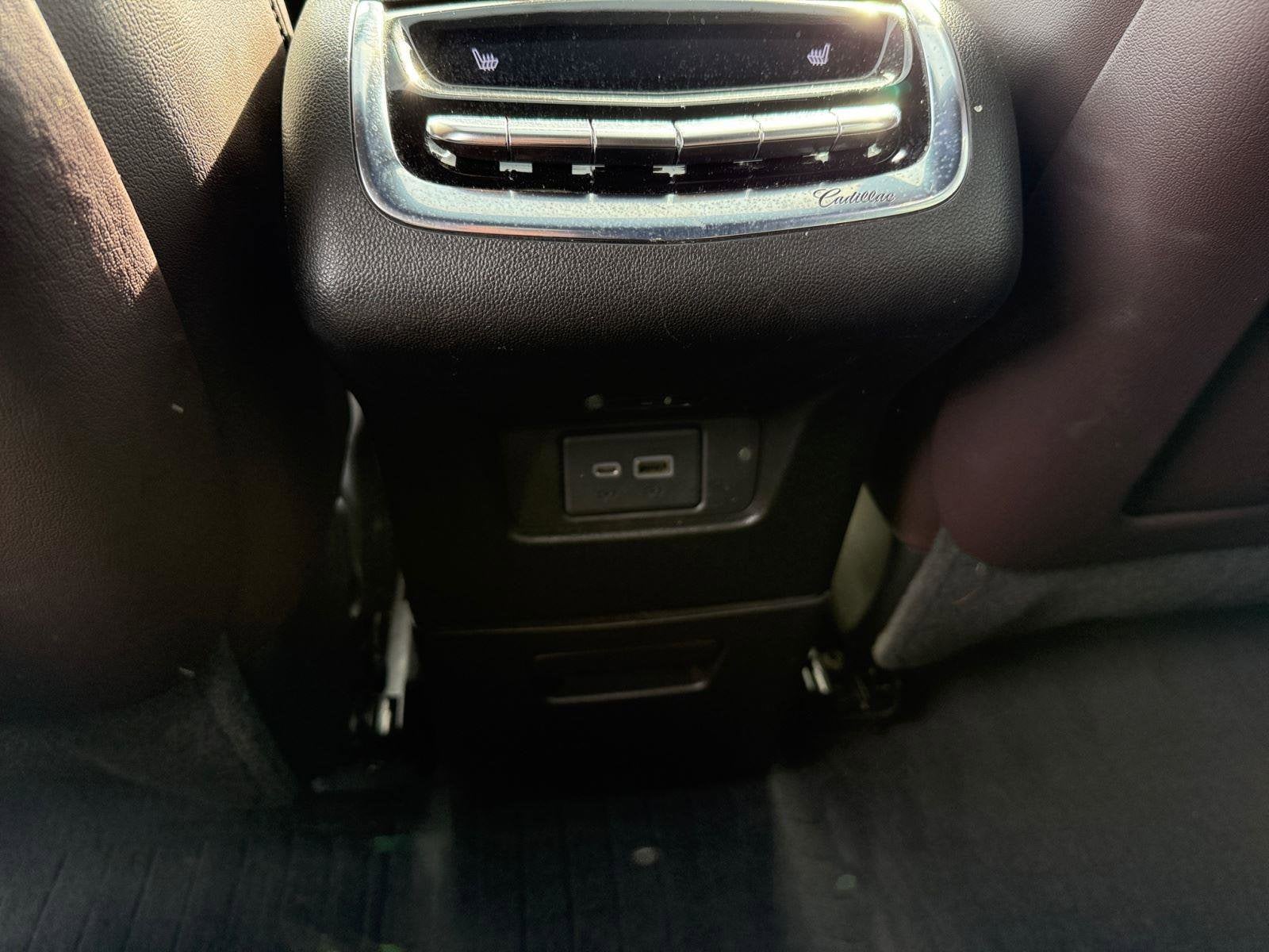 2021 Cadillac XT6 Base