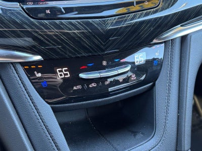 2022 Cadillac XT6 Base