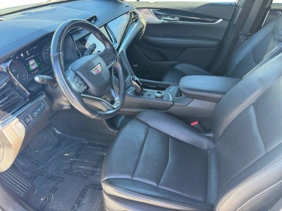 2022 Cadillac XT6 Base