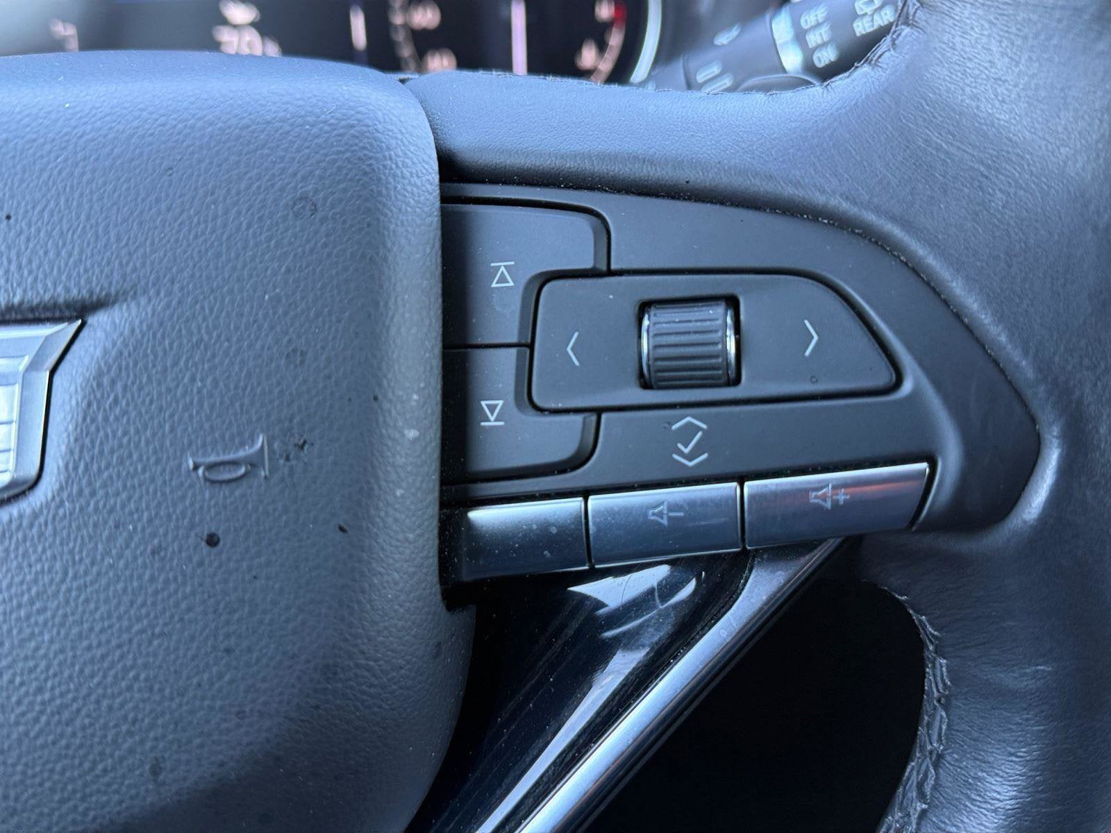 2024 Cadillac XT6 Base