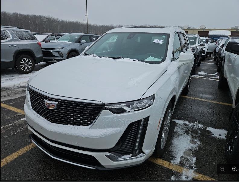 2024 Cadillac XT6 Base