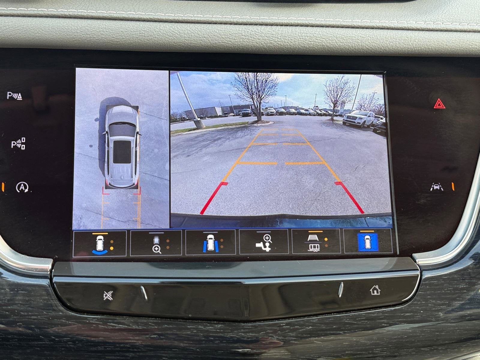 2024 Cadillac XT6 Base