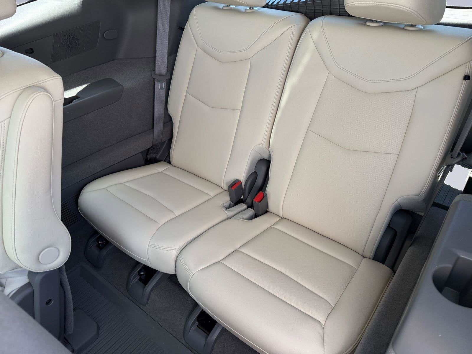2024 Cadillac XT6 Base