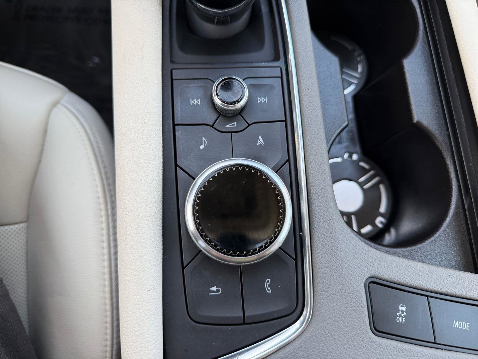 2024 Cadillac XT6 Base