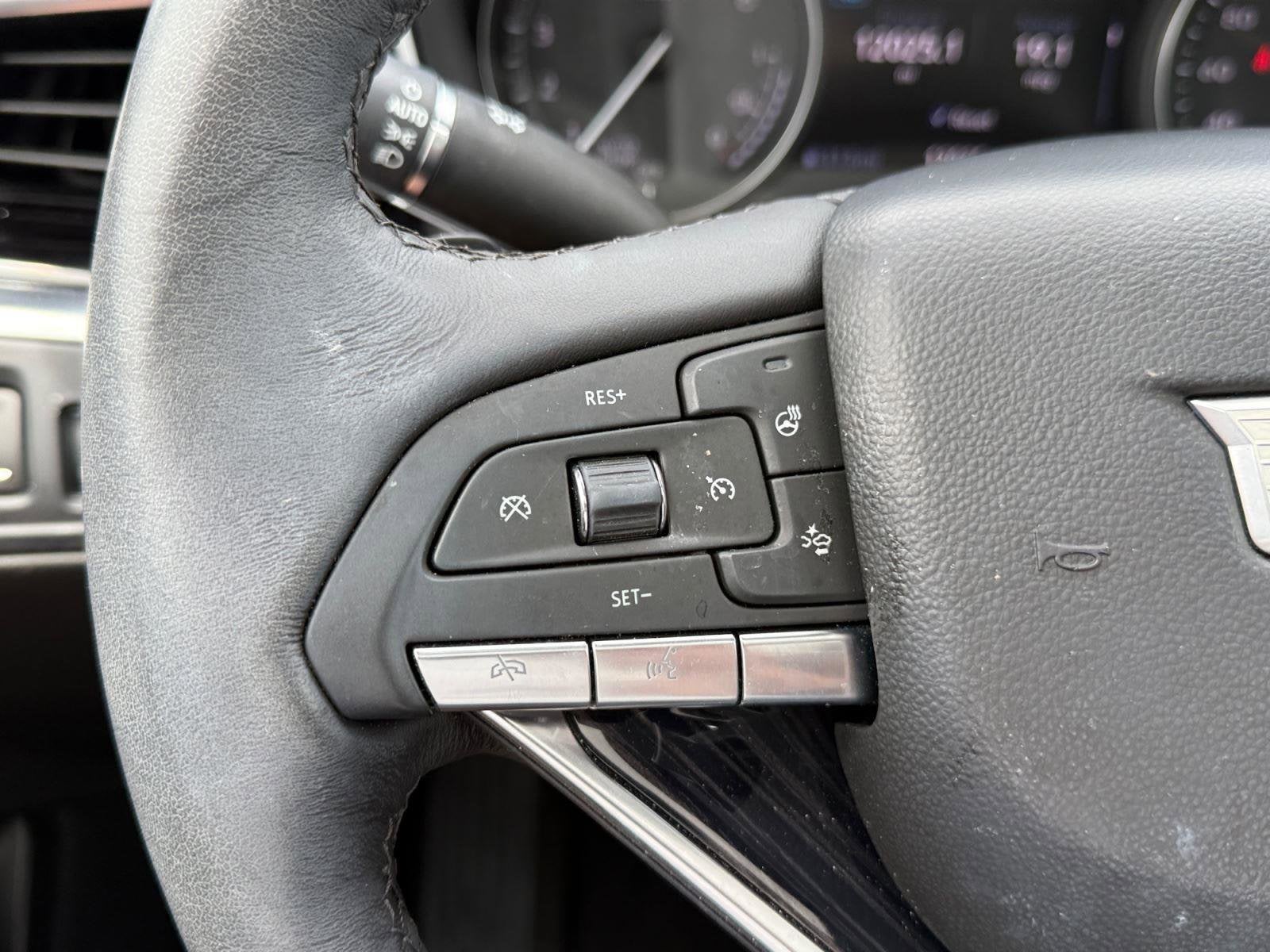 2024 Cadillac XT6 Base