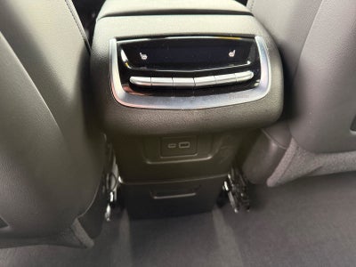 2024 Cadillac XT6 Base