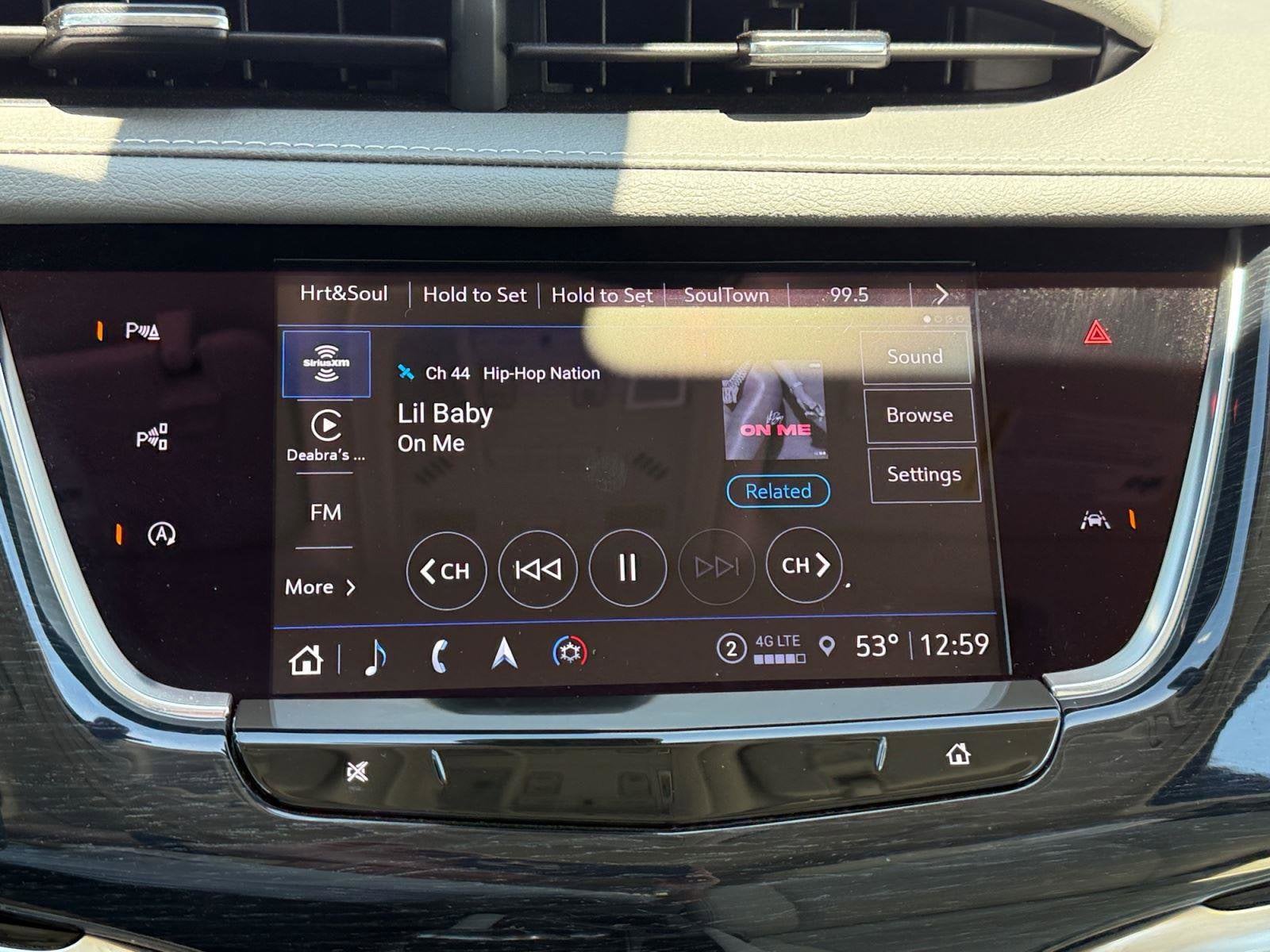 2024 Cadillac XT6 Base