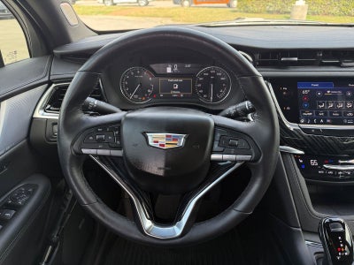 2024 Cadillac XT6 Base