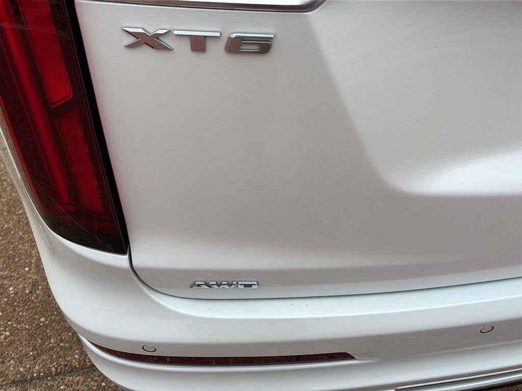 2024 Cadillac XT6 Base