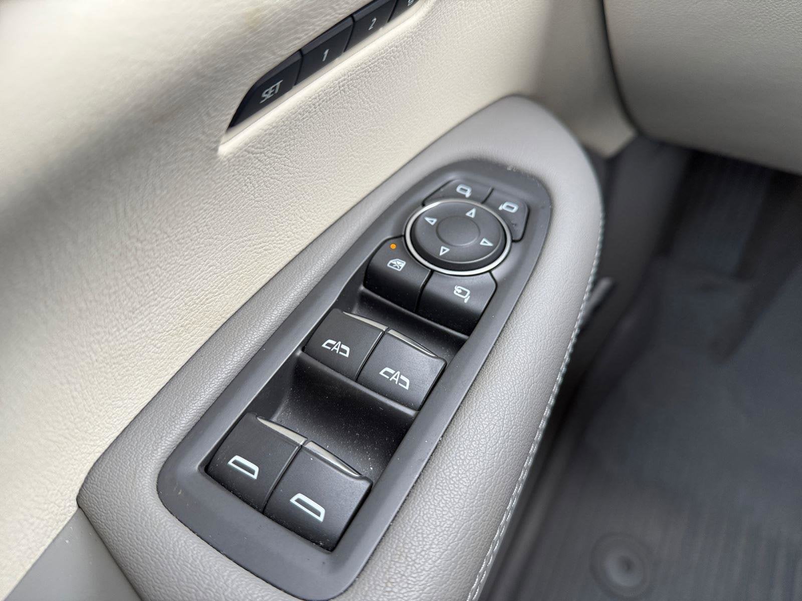 2024 Cadillac XT6 Base