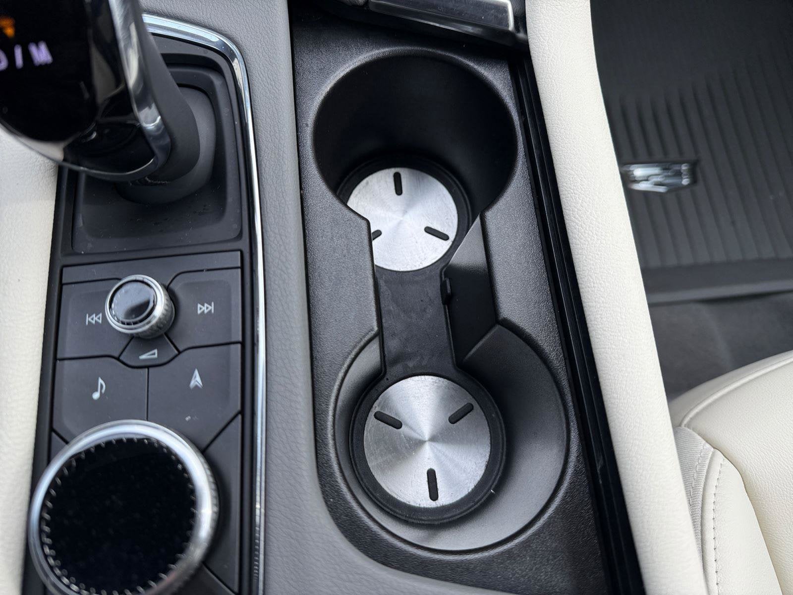 2024 Cadillac XT6 Base