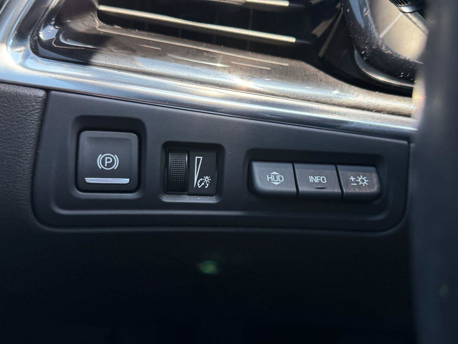 2021 Cadillac XT6 Base