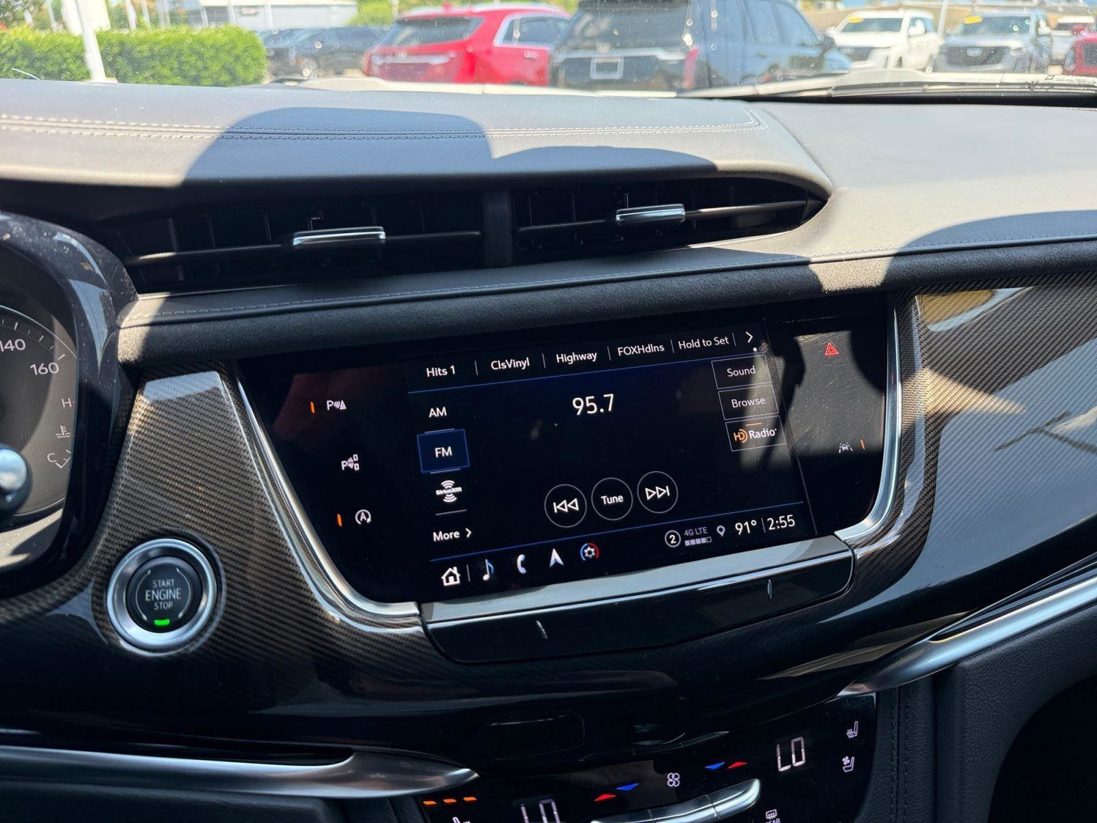 2021 Cadillac XT6 Base