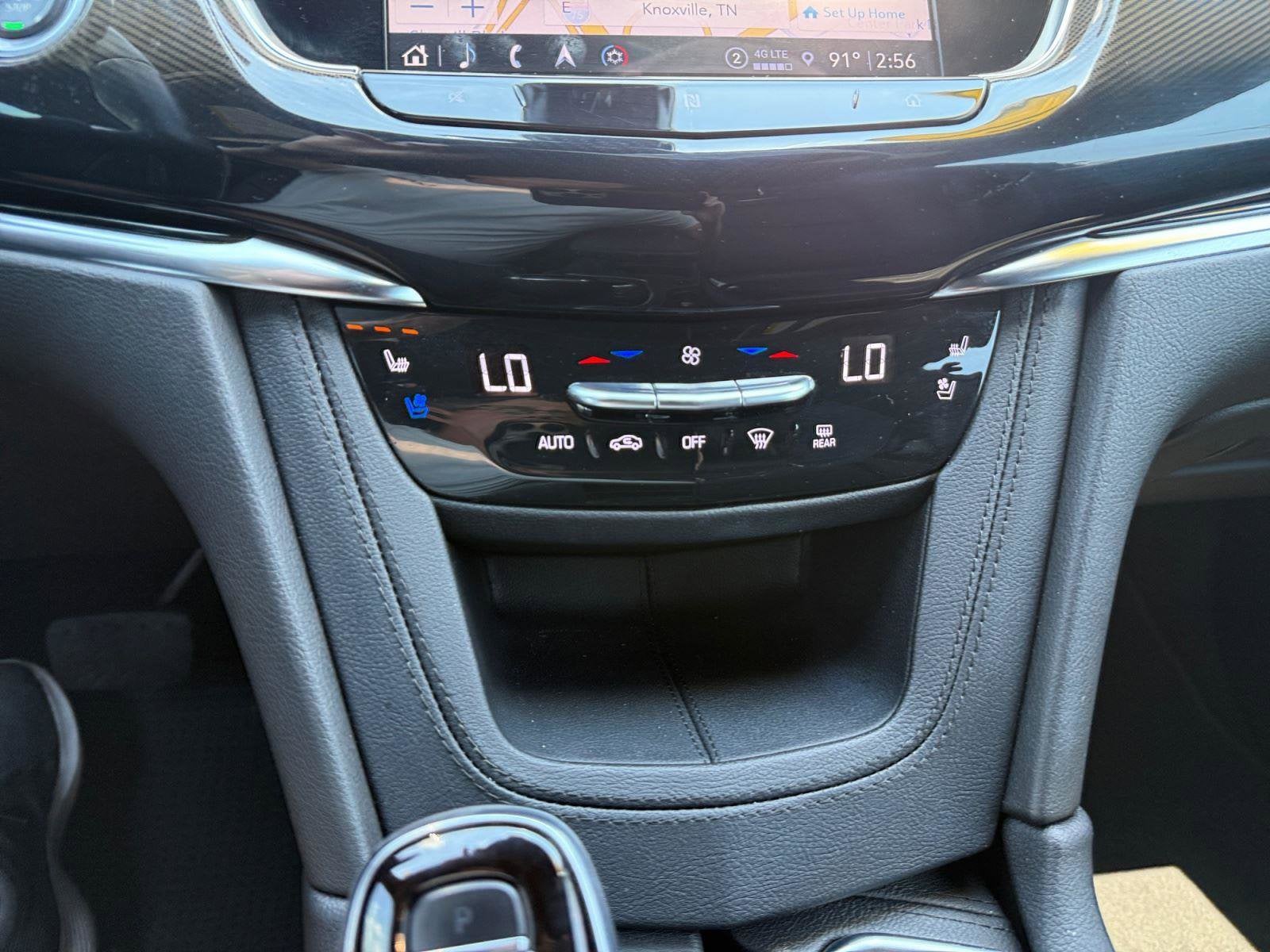 2021 Cadillac XT6 Base
