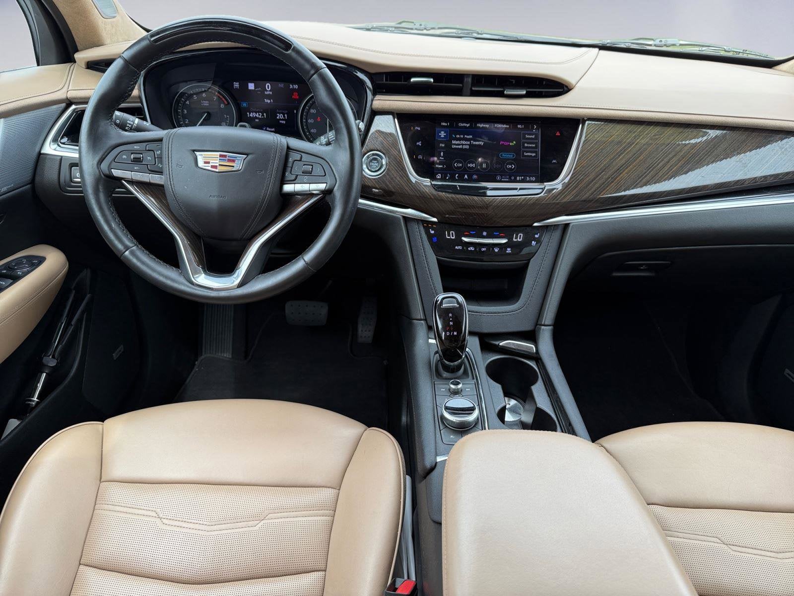 2024 Cadillac XT6 Base