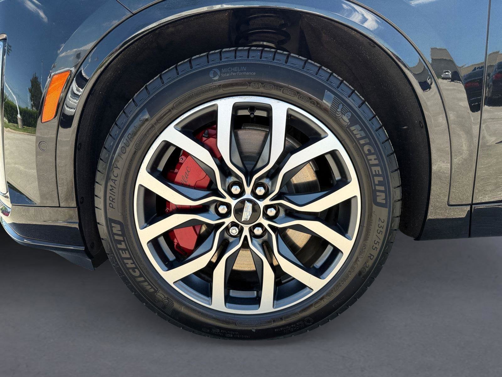 2024 Cadillac XT6 Base