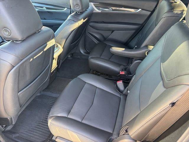 2023 Cadillac XT6 Base