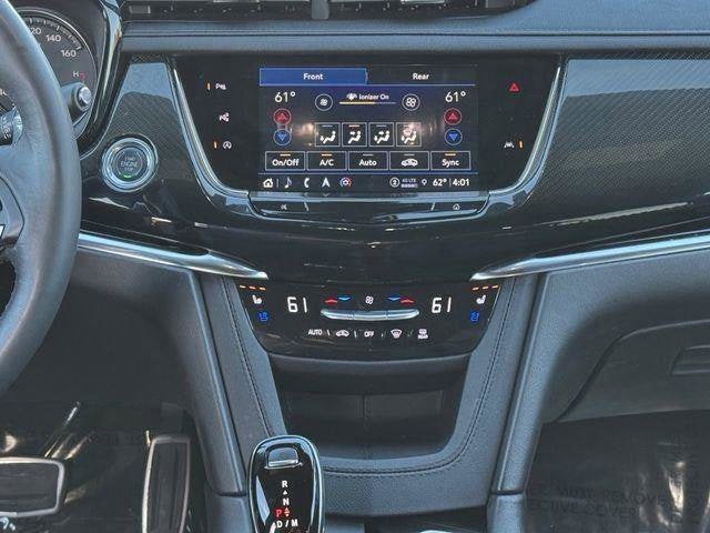 2023 Cadillac XT6 Base