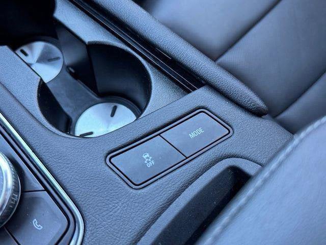 2023 Cadillac XT6 Base