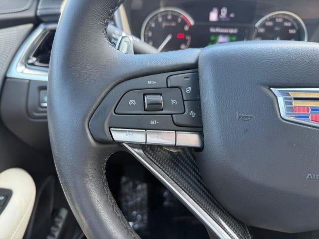 2024 Cadillac XT6 Base