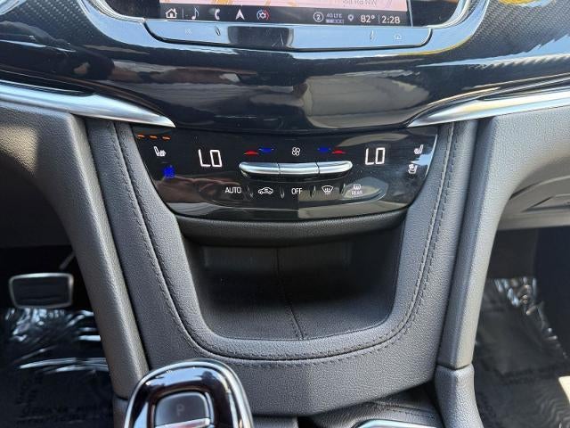 2024 Cadillac XT6 Base
