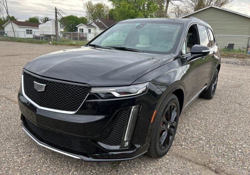 2024 Cadillac XT6 Base