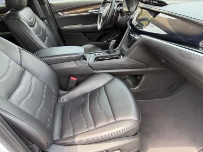 2023 Cadillac XT6 Base