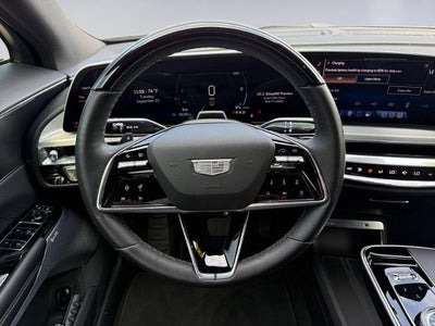 2024 Cadillac LYRIQ Luxury 2