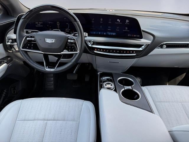 2024 Cadillac LYRIQ Sport 2