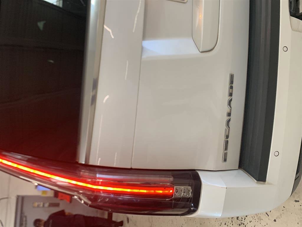 2018 Cadillac Escalade Base