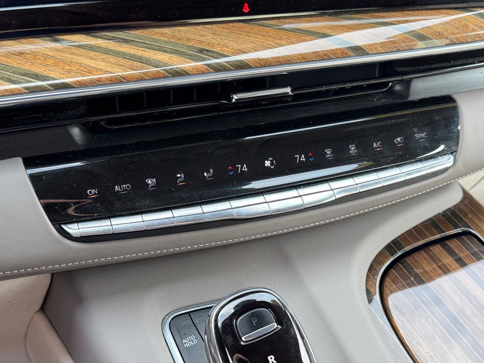 2022 Cadillac Escalade Base