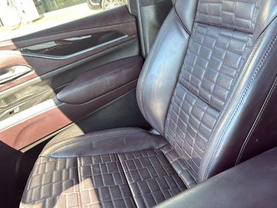 2023 Cadillac Escalade 4WD Sport Platinum
