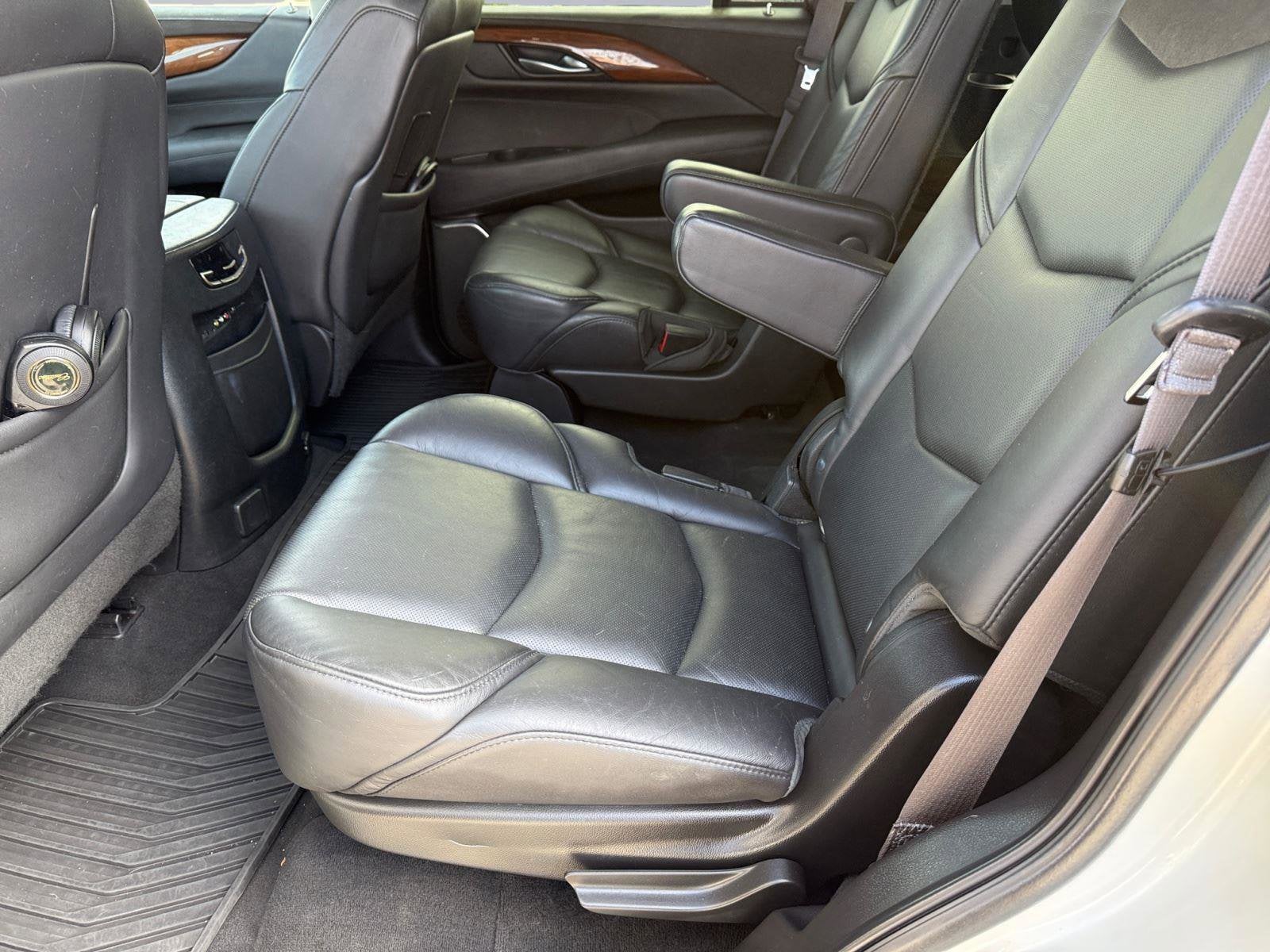 2015 Cadillac Escalade Base