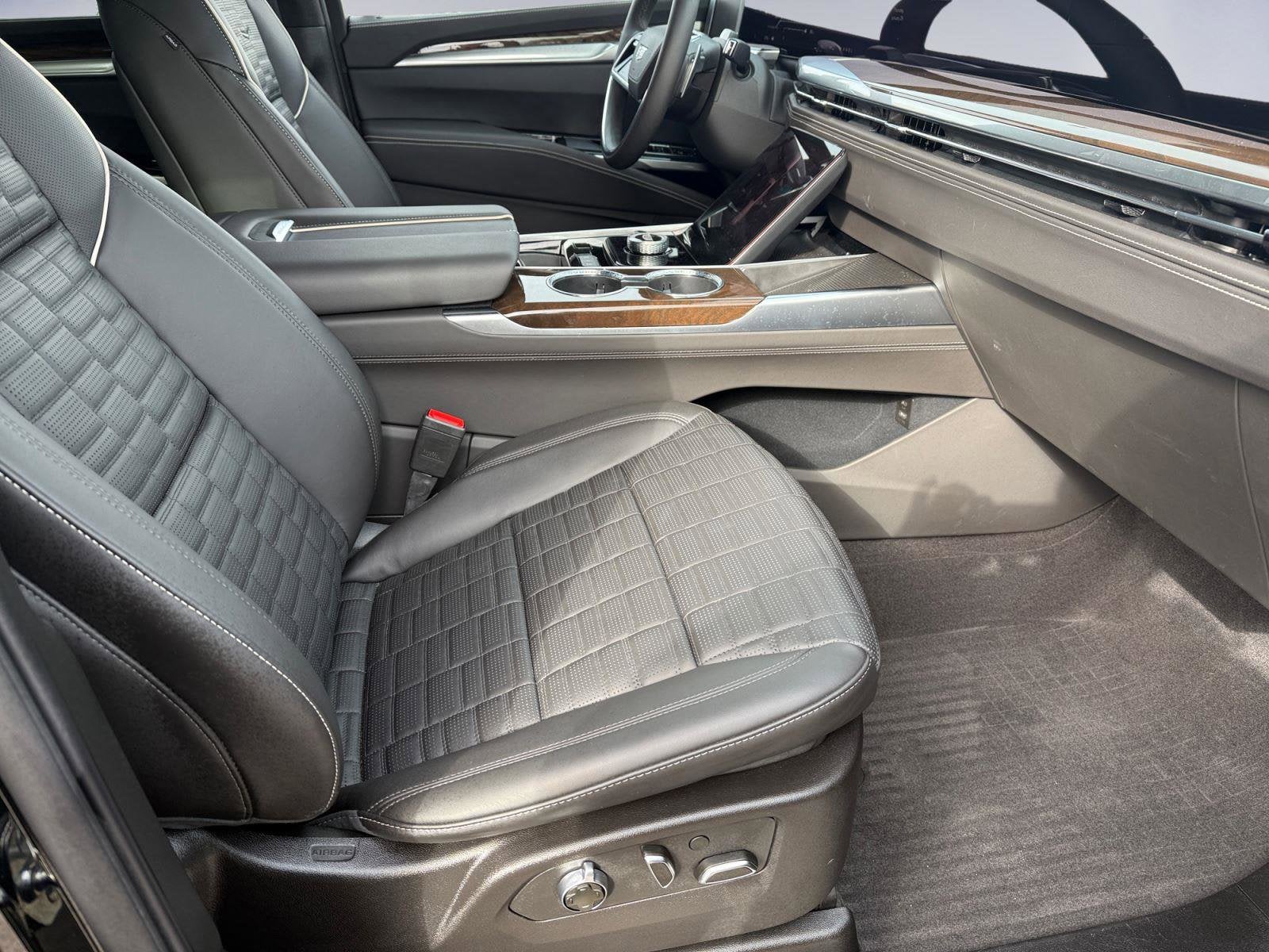 2026 Cadillac Escalade Base