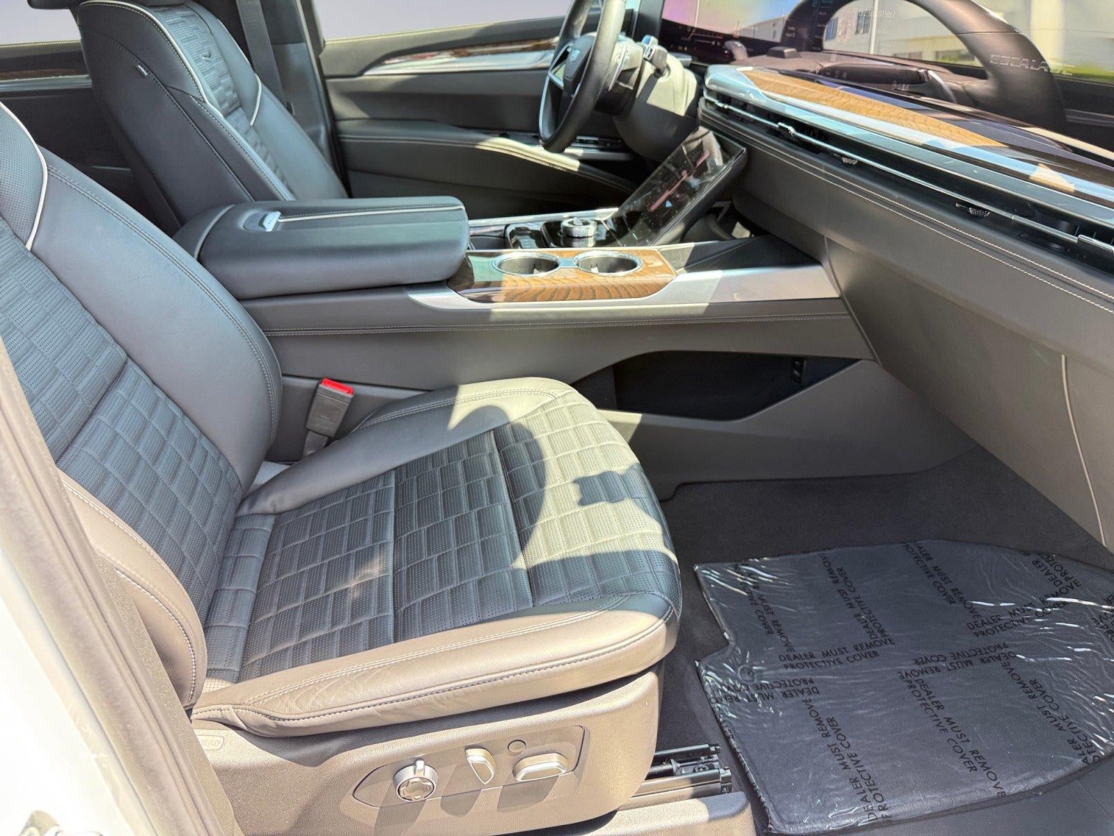 2025 Cadillac Escalade 4WD Sport Platinum