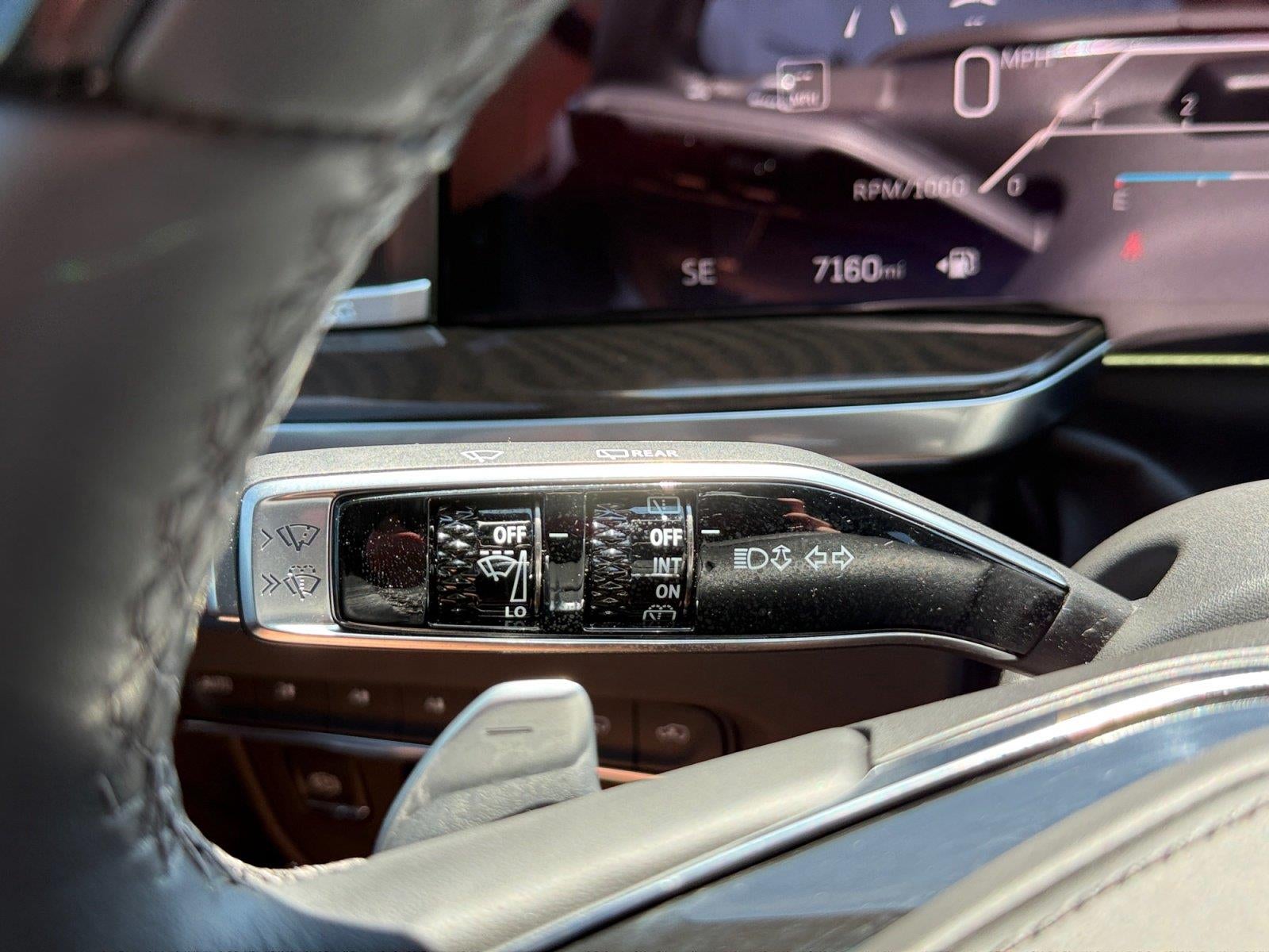 2025 Cadillac Escalade 4WD Sport Platinum