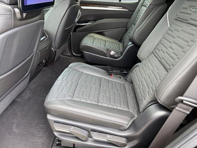 2025 Cadillac Escalade 4WD Sport Platinum