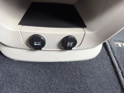 2013 Chrysler Town & Country Base